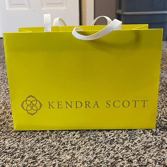 Kendra Scott‎ Gift Bag - Picture 1 of 5